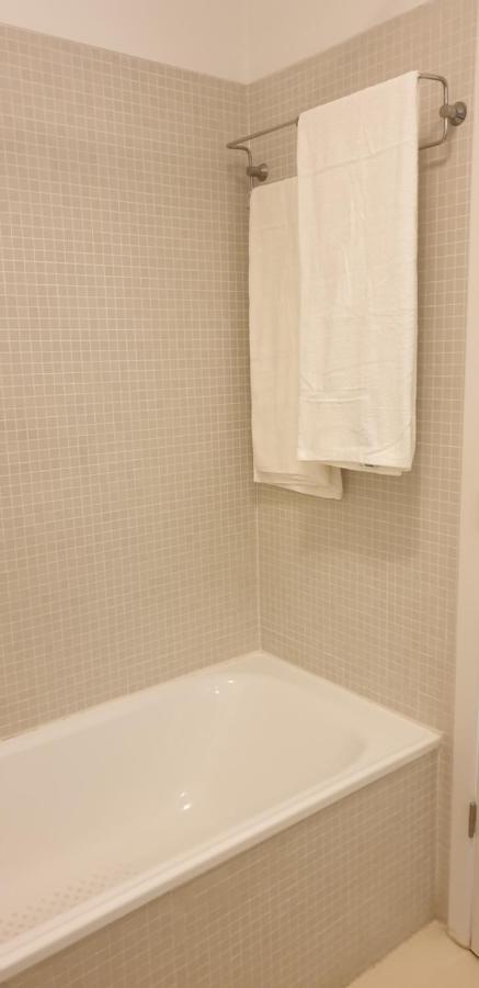 Apartament 5Min Walk From Subway Station & Free Parking Lizbona Zewnętrze zdjęcie